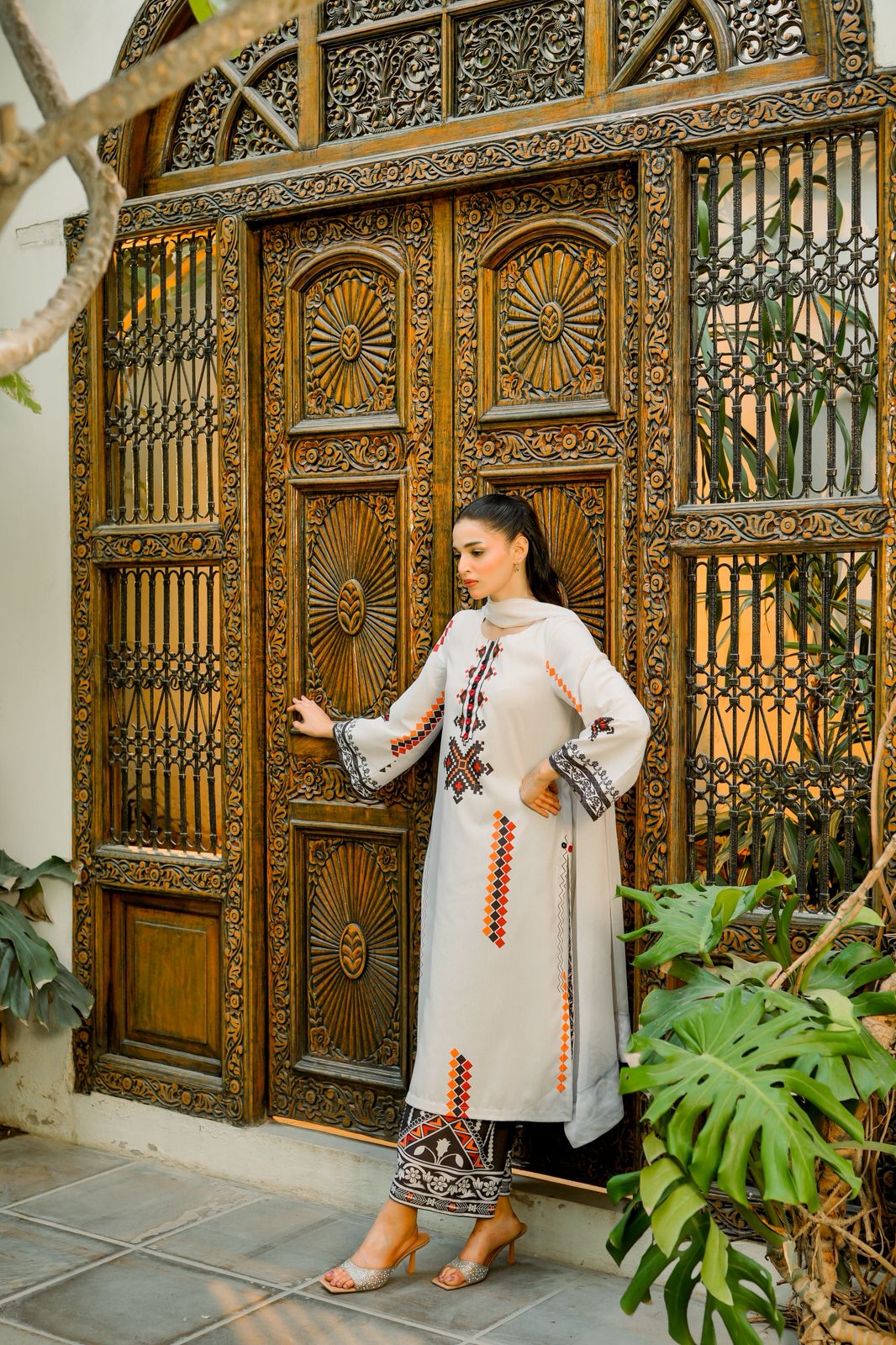 Sahara (Printed Blended Lawn)